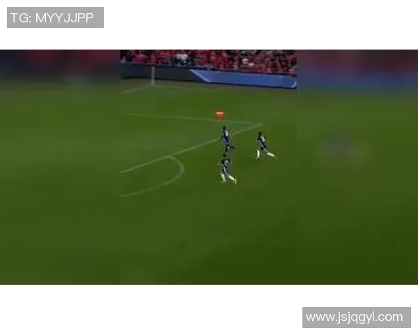 足球球星百米赛跑挑战精彩瞬间合集速度与激情并肩展现